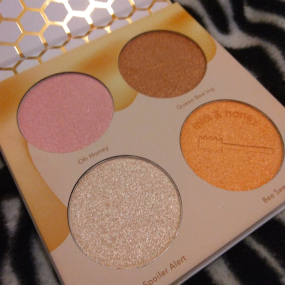Beauty Bakerie Highlighter Palette